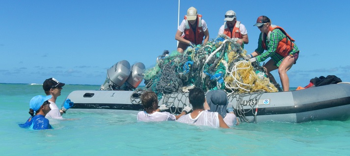 Plastik Meer Boot Reinigung